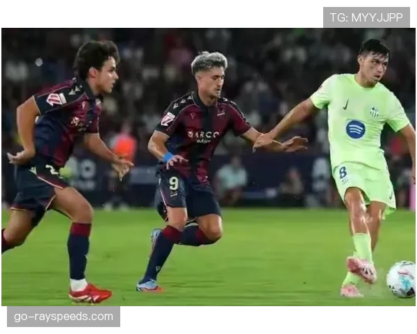 特写：洛里昂保级关键战失利，老将勒费埃泪洒赛场